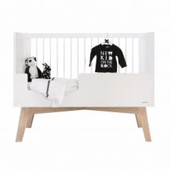 Kidsmill Sixties Cot Oak 120 X 60