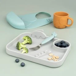 Done By Deer Peekaboo Compartment Plate Deer Friends Feeding 11 Done By Deer Peekaboo Compartment Plate Deer Friends Feeding