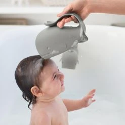 Skip Hop Bath & Changing Moby Waterfall 17 Skip Hop Bath & Changing Moby Waterfall