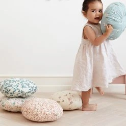 Linen Cam Cam Round Cushion