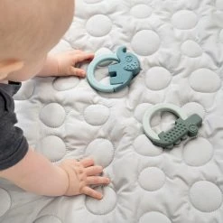 Done By Deer Teether 2- Pack Deer Friends Feeding