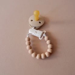 Gnash Silo Paci Clip Pacifiers & Teethers